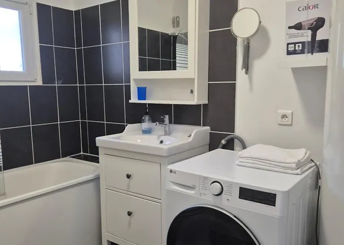 Centre Historique Le Vivien Appartamento *